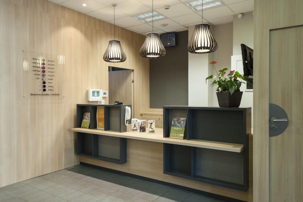 里昂西塔辛民宿酒店 塔桑拉德米吕讷 外观 照片